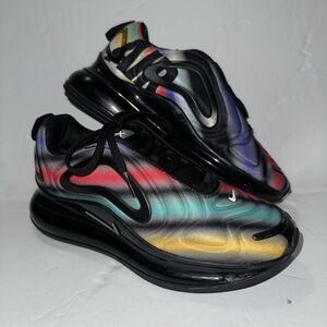 Nike Air Max 720 Black AQ3196-011 Size 4.5Y Kids  Sneakers
